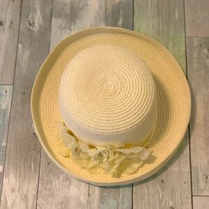 White Braid Hat with side flowers